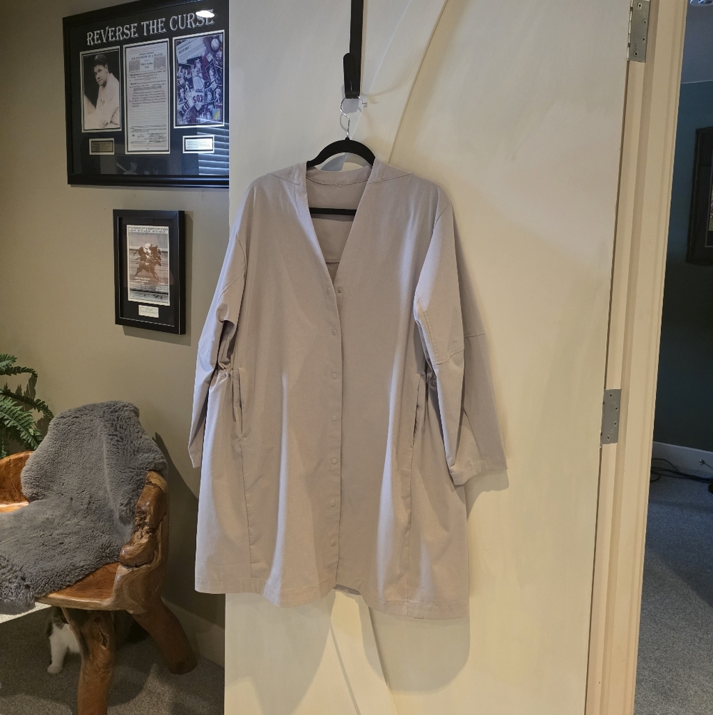 lululemon athletica Light Gray Oversized Button-Front Dress
